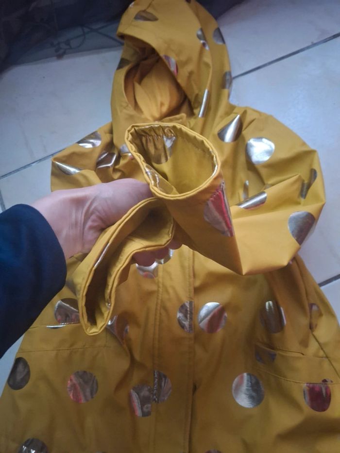 Veste imperméable du pareil au même - photo numéro 4