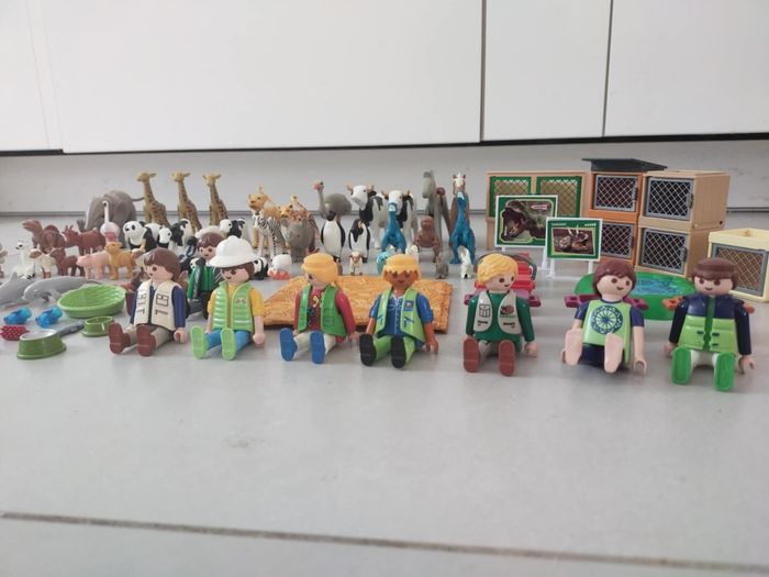 Lot de plus de 50 animaux playmobil + clapiers personnages et accessoires - photo numéro 5