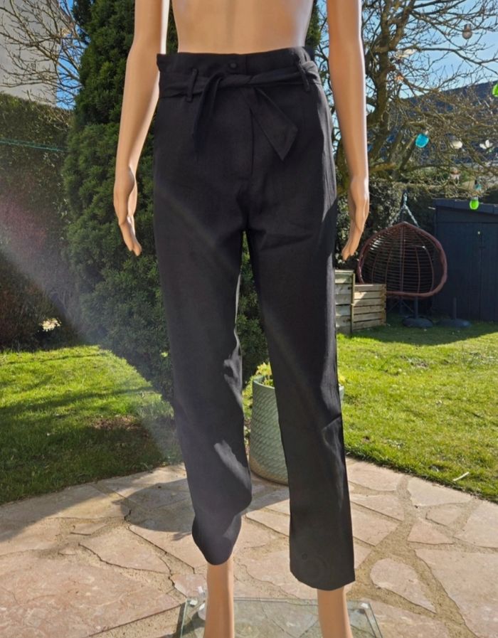 Pantalon cigarette noir taille M
