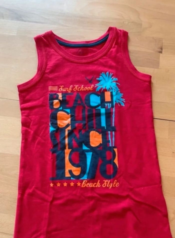 Débardeur rouge - photo numéro 2