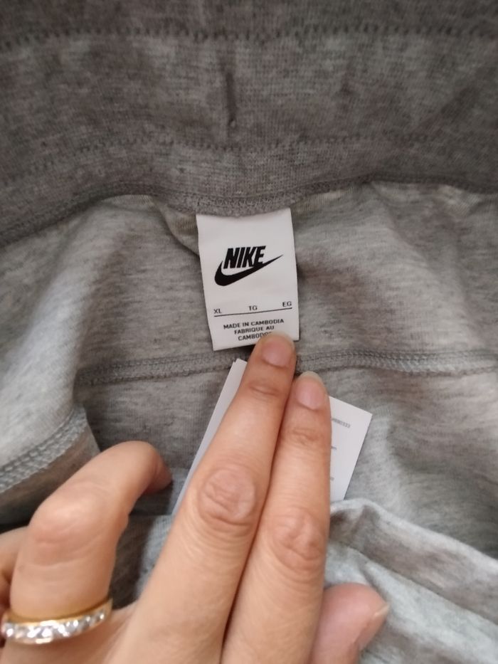 Bas de  survêtement Nike XL - photo numéro 7