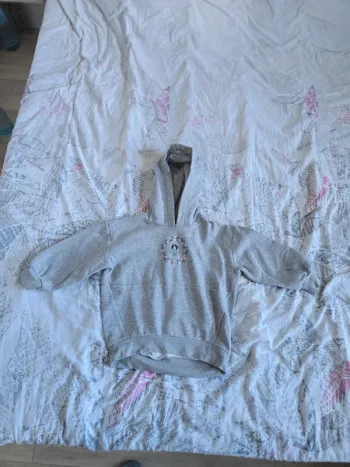 Sweat fille taille 5ans
