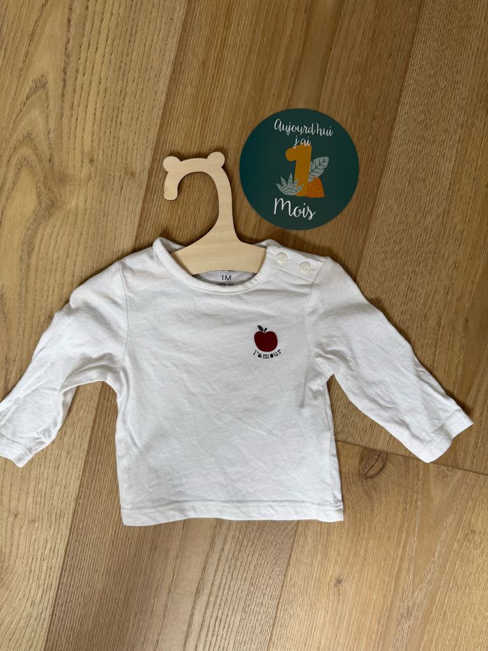 T shirt Kiabi 1 mois