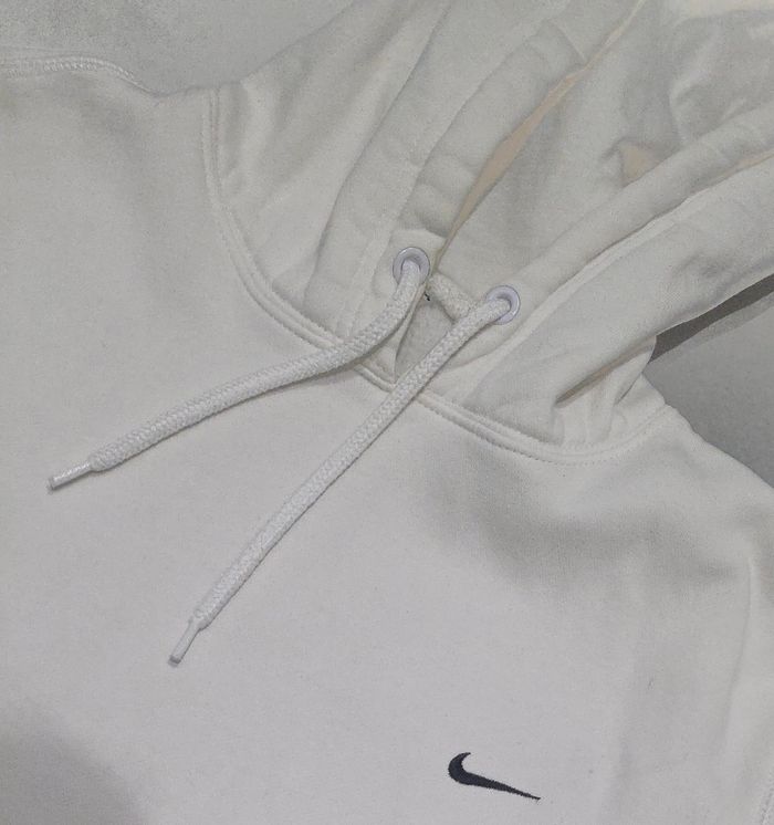 Sweat à capuche Nike blanc - Taille M - Très bon état général - photo numéro 2