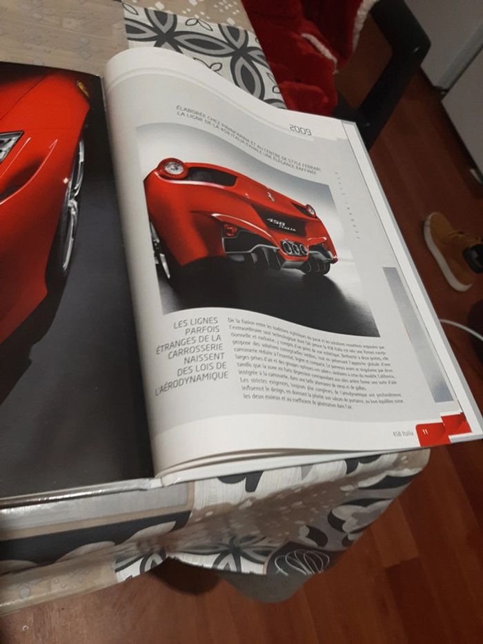 Livre sur les grandes Ferrari 2009 - photo numéro 4