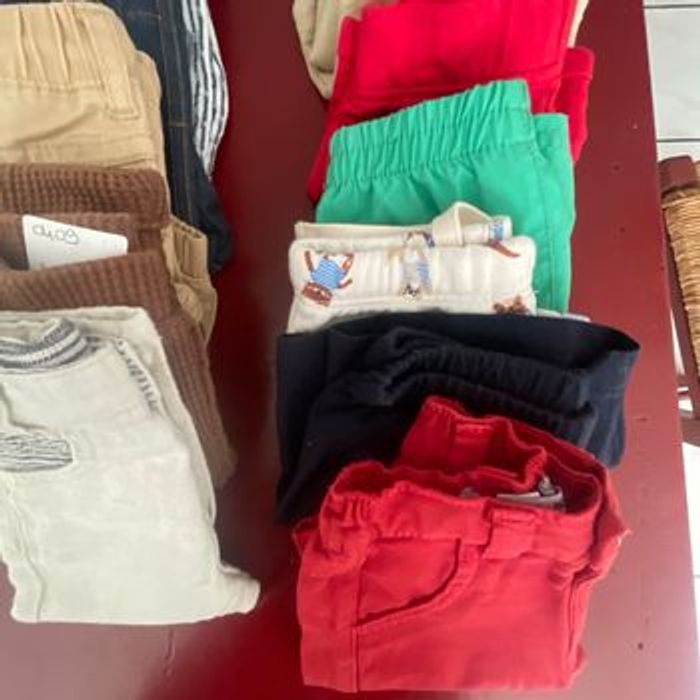 Lot de 7 pantalons et 6 shorts 3 mois - photo numéro 2