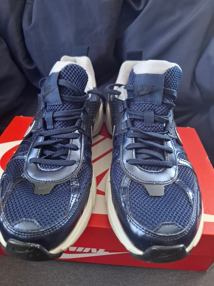 Nike homme nouveau taille 43 bleu de Bic - photo numéro 3