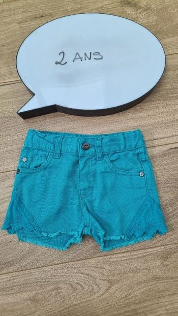 Short 👧🏻 2ans