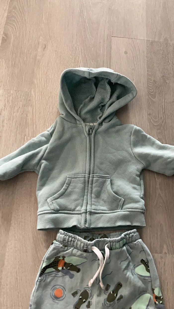 Ensemble jogging - photo numéro 3