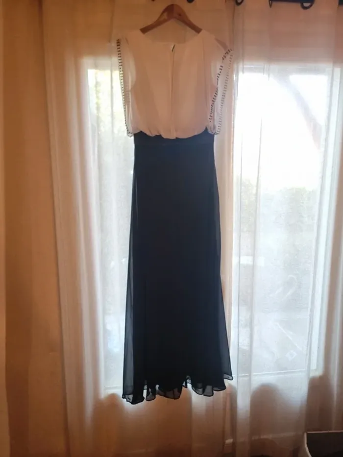 Robe très longue - photo numéro 4