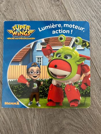 Livre super wings moteur action