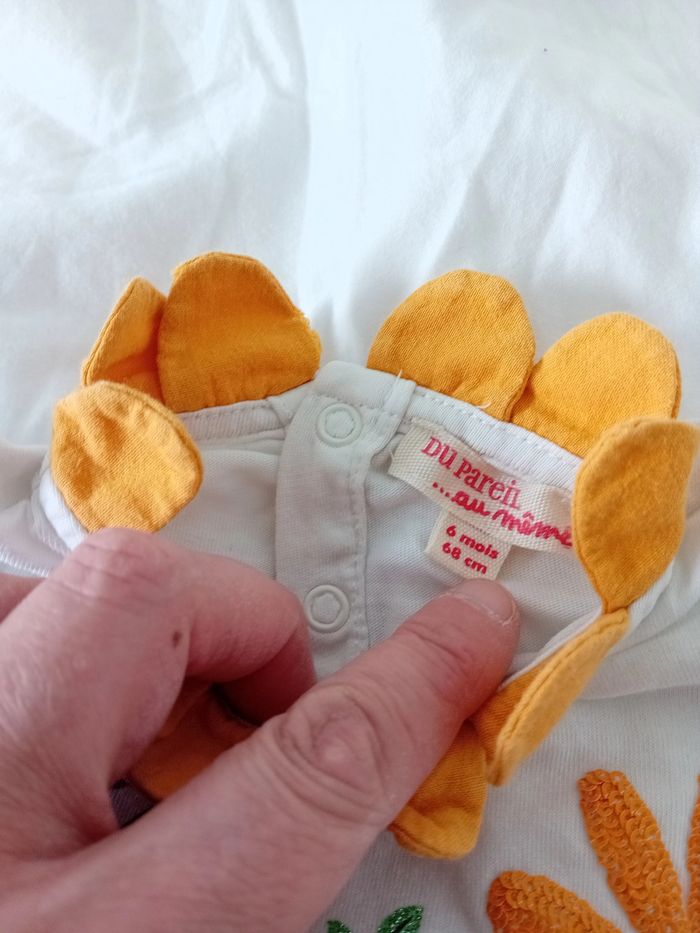 Lot vêtements fille été 6 mois - photo numéro 4