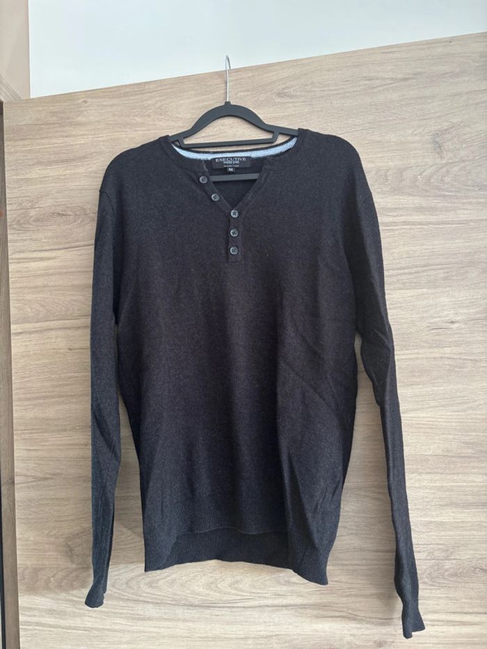 Pull col V