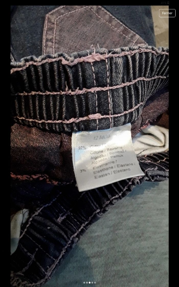 Jeans avec écusson - photo numéro 3