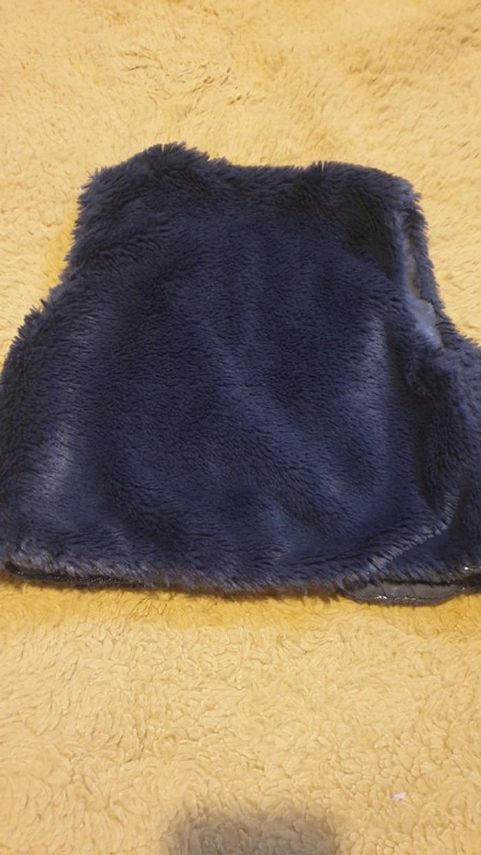 Gilet polaire sans manche 12 mois - photo numéro 2