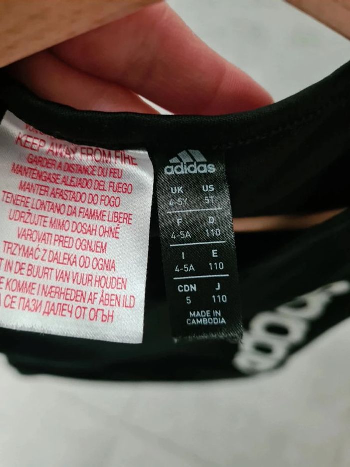 T-shirt noir original Adidas Taille 4-5 ans - photo numéro 6