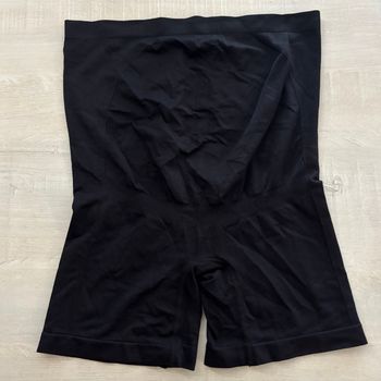 Shorty de grossesse noir