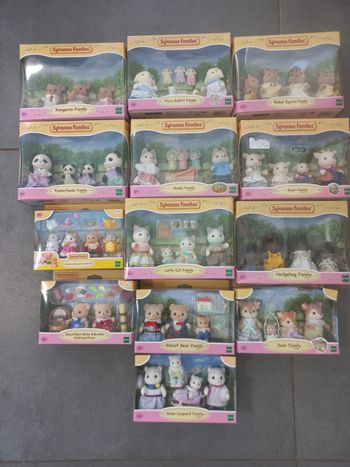 Sylvanian families kangourou lapin ecureuil panda husky mouron herisson chat ours léopard deer
