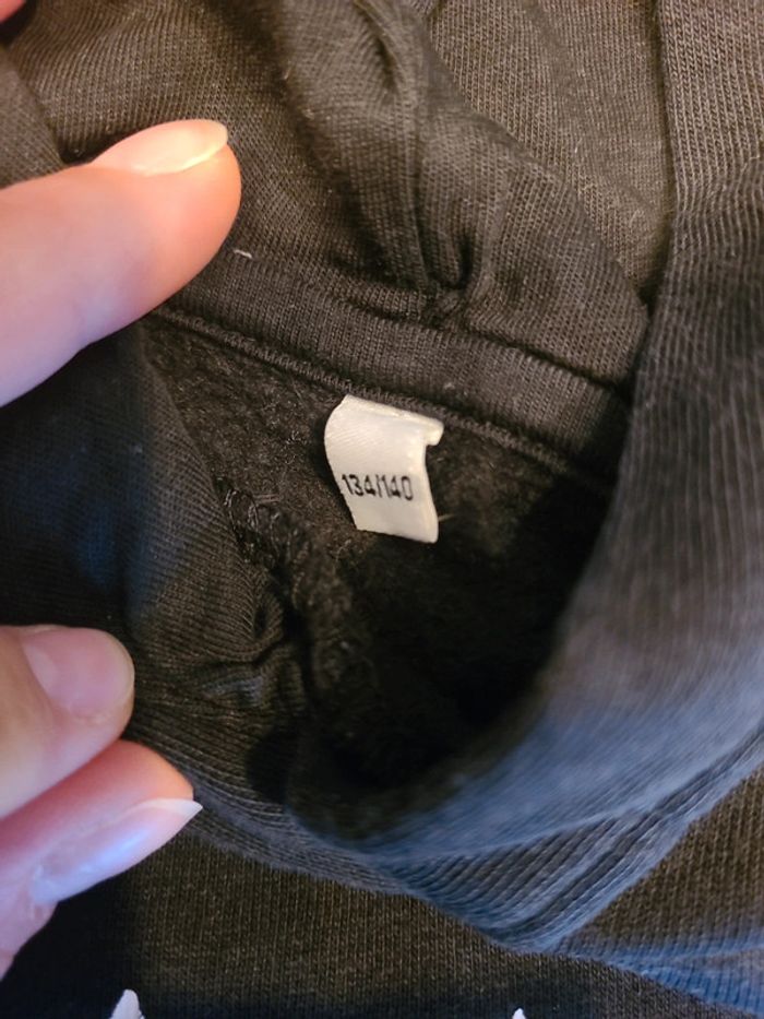 Pull a capuche fille - photo numéro 4
