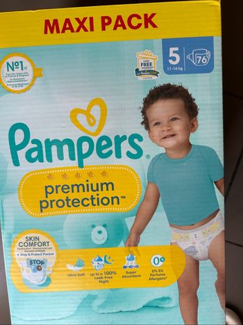 1 carton de couches Pampers t 5