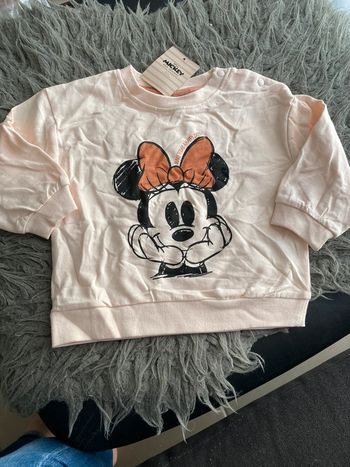 Sweat fin Minnie