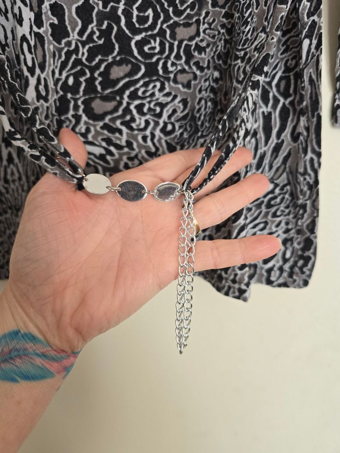 Top léopard gris - photo numéro 3