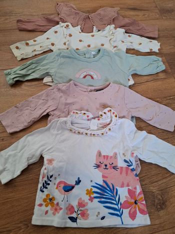 Lot t-shirt manches longues fille 3 mois