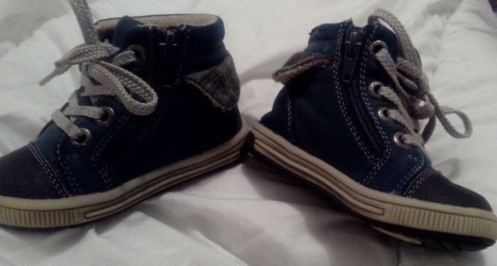 Chaussures pointure 20 freemouss - photo numéro 2