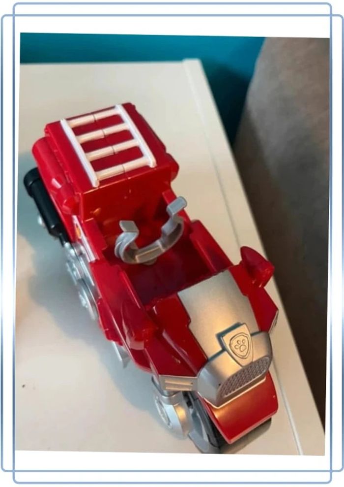 2 véhicules de la pat patrouille - photo numéro 2