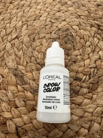 L'Oréal Brow color révélateur crème 15mL à utiliser 12 mois après ouverture