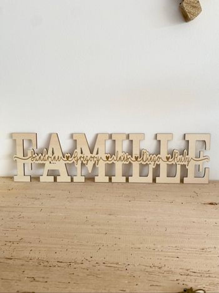 Mot famille en bois - photo numéro 5