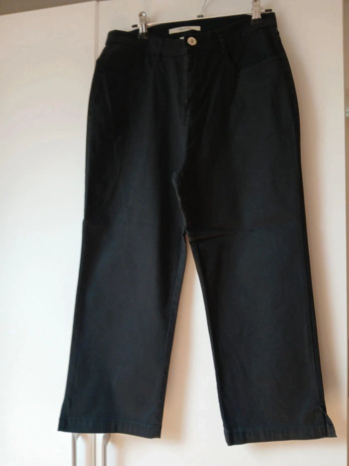 Pantalon noir en taille 38 de chez i quing