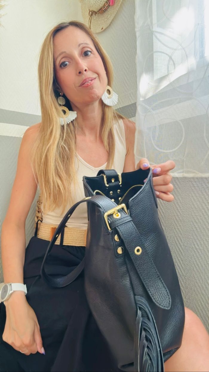 Sac noir cuir élégant grand modèle avec franges - photo numéro 6