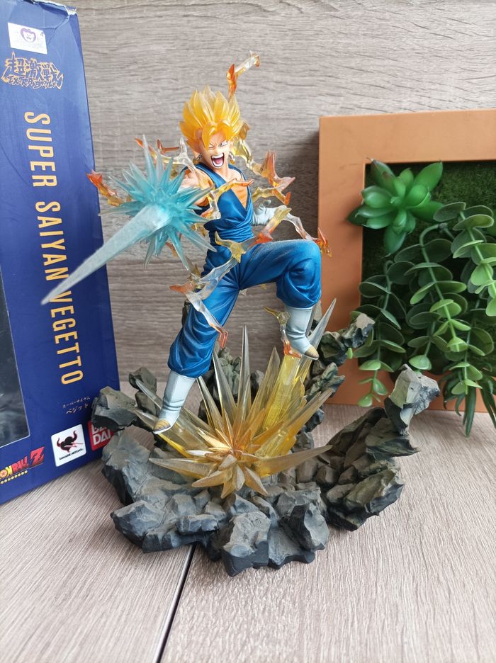 Figurine Vegeto super Saiyan Dragon Ball Z DBZ Bandai Figuarts Zero - photo numéro 5