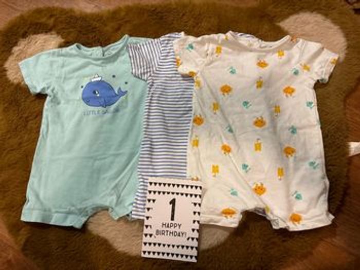 Lot pyjama short été baleine/crabe TEX t.12m