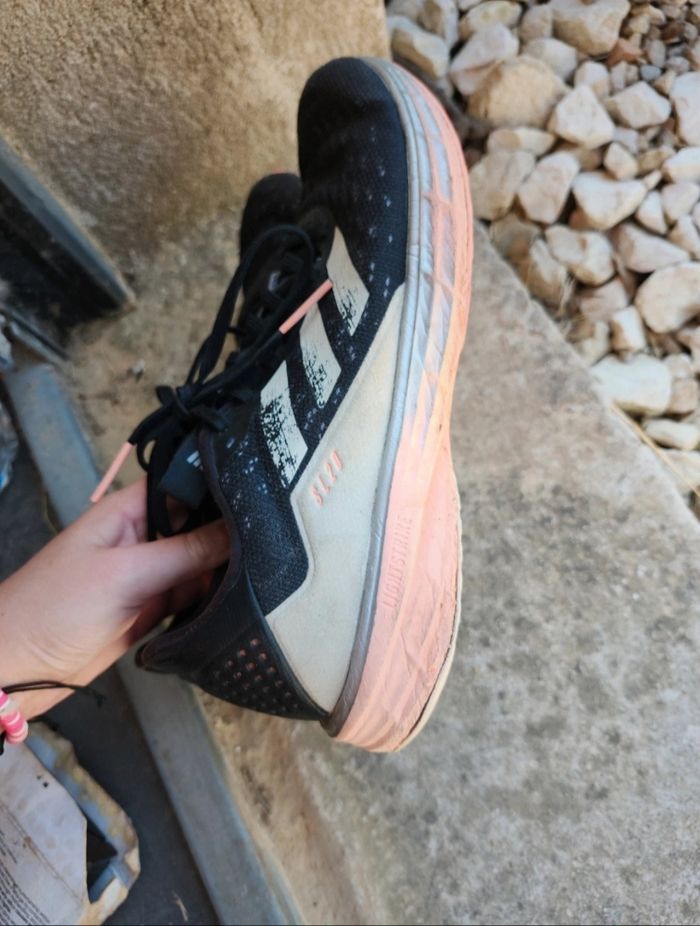 Baskets Adidas taille 39 1/3 - photo numéro 2