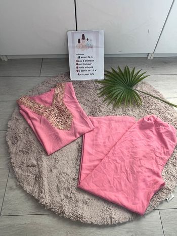 ensemble rose tunique et pantalon 10/12 ans