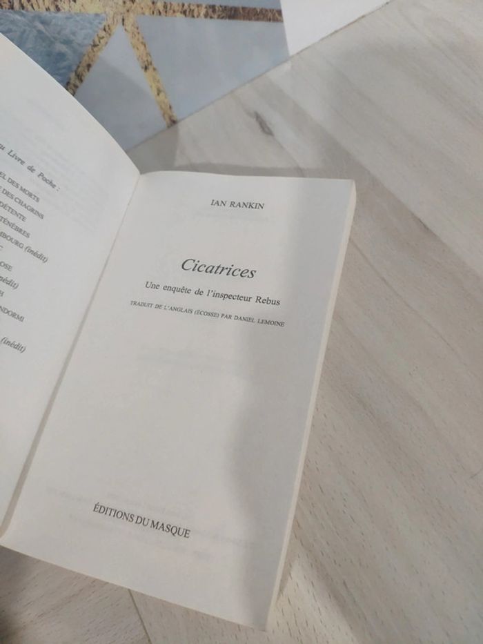 Livre poche policier Cicatrices Rankin enquête de l'inspecteur Rebus - photo numéro 7