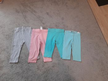 Lot de 4 leggings court.