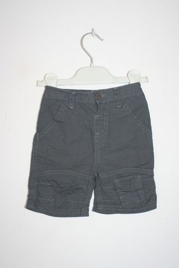 Short gris foncé 6m