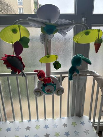 Mobile musical Tiny love