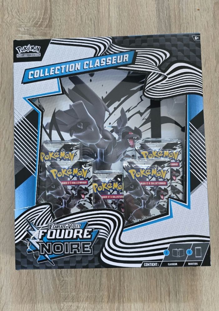 Pokémon Coffret classeur 10.5 Foudre Noire [NEUF]