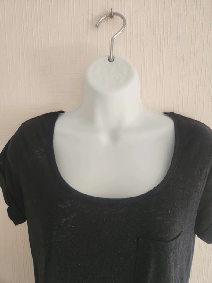 Tee-shirt noir manches courtes avec poche poitrine - photo numéro 6