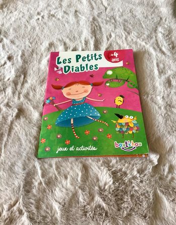 Livre multi activité Les petits diables des 4 ans (0623