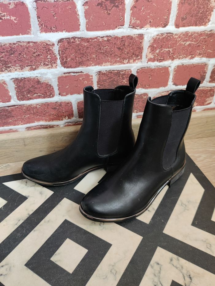 Bottines noires argentées Mi hautes Philov Taille 38 proche neuf - photo numéro 3