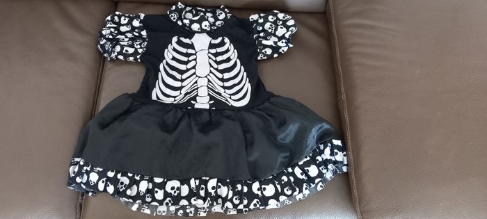 ROBE 3/4 ans - photo numéro 1