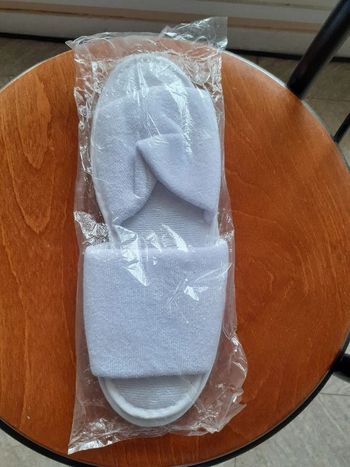 Chausson blanc en tissu éponge homme Neuf