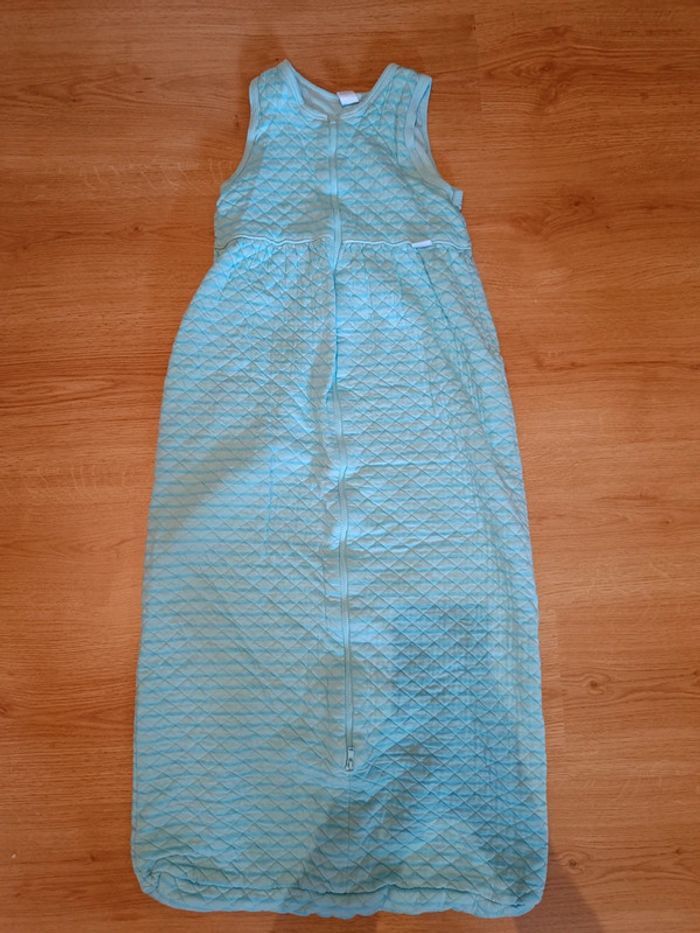 Gigoteuse bleue