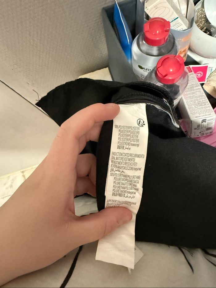 Jupe en similicuir taille 46 - photo numéro 7