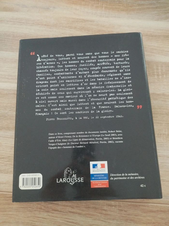Livre Les Résistants - photo numéro 2